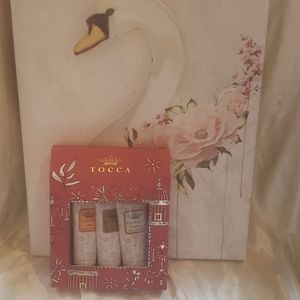 NWT Tocca Crema Veloce set